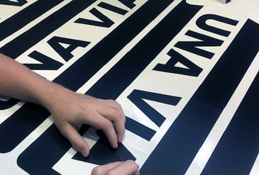 Fabricación de señalización vial para industrias, obras y urbanizaciones